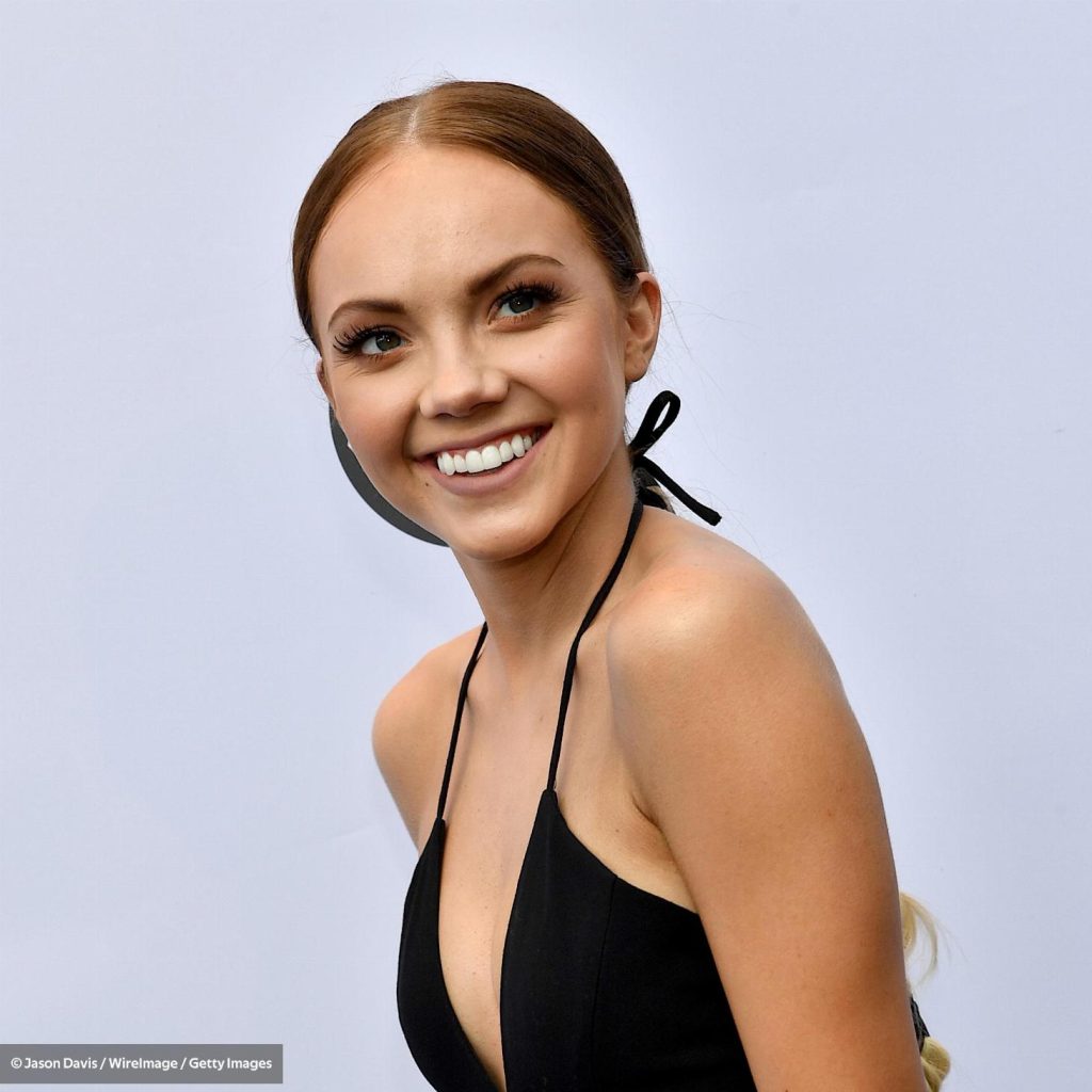 Danielle Bradbery Plastic Surgery Face