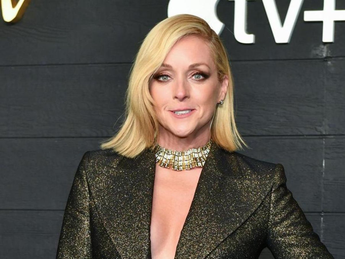 Jane Krakowski Plastic Surgery and Body Measurements