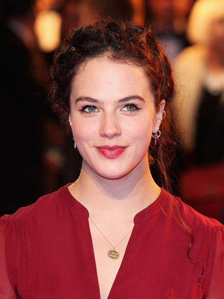 Jessica Brown Findlay Plastic Surgery Face