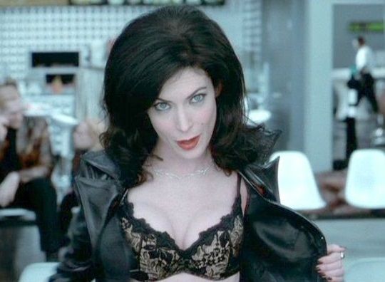 Lara Flynn Boyle Plastic Surgery and Body Measurements