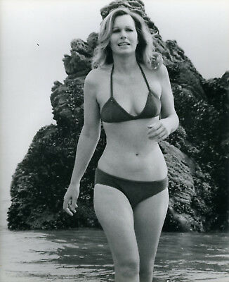 Sally Kellerman Plastic Surgery Body