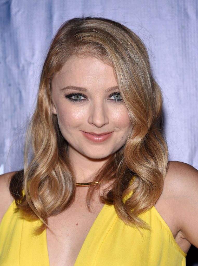 Elisabeth Harnois Plastic Surgery Face