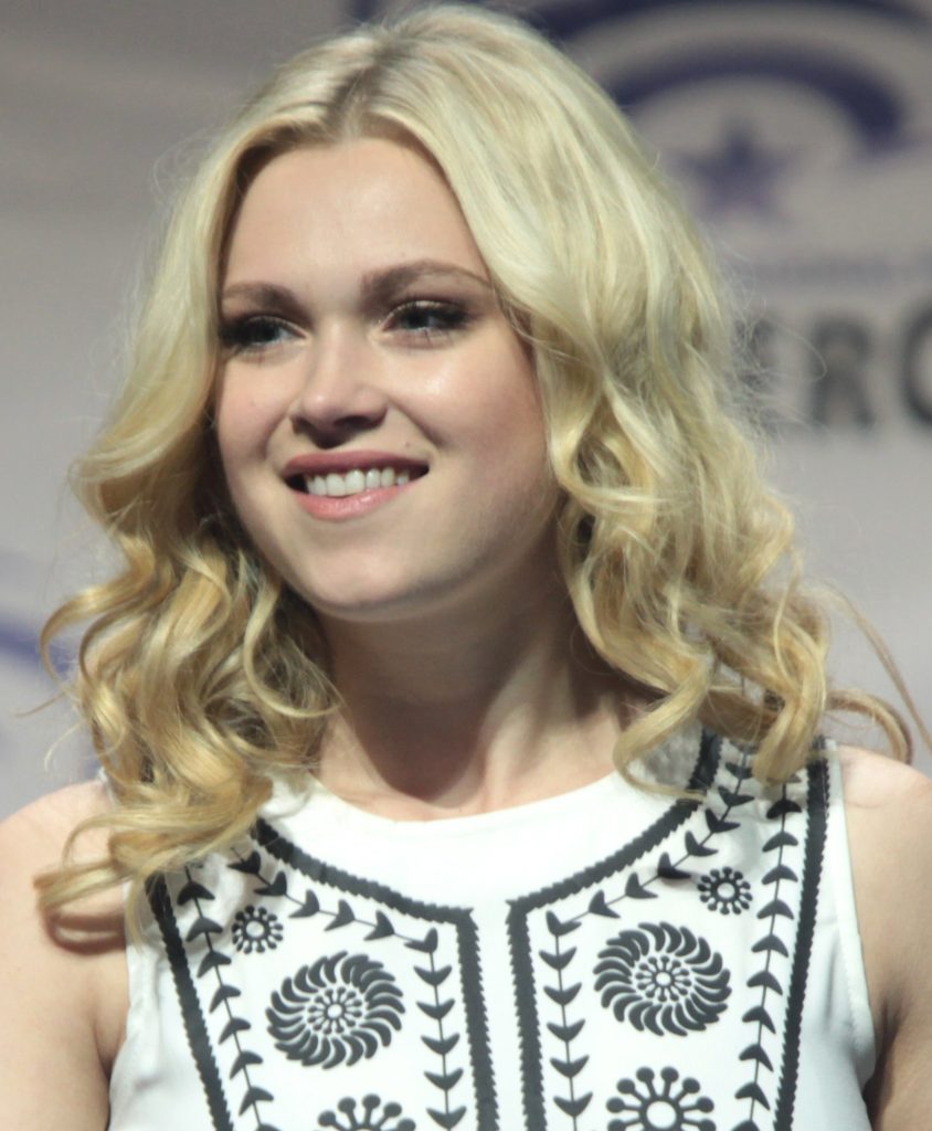 Eliza Taylor Plastic Surgery Face