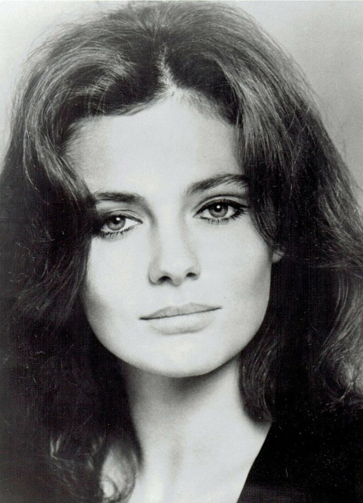 Jacqueline Bisset Cosmetic Surgery Face