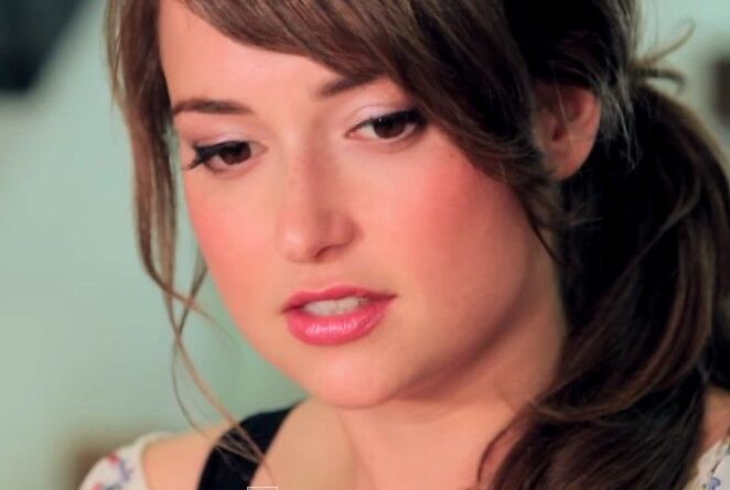 Milana Vayntrub Plastic Surgery and Body Measurements