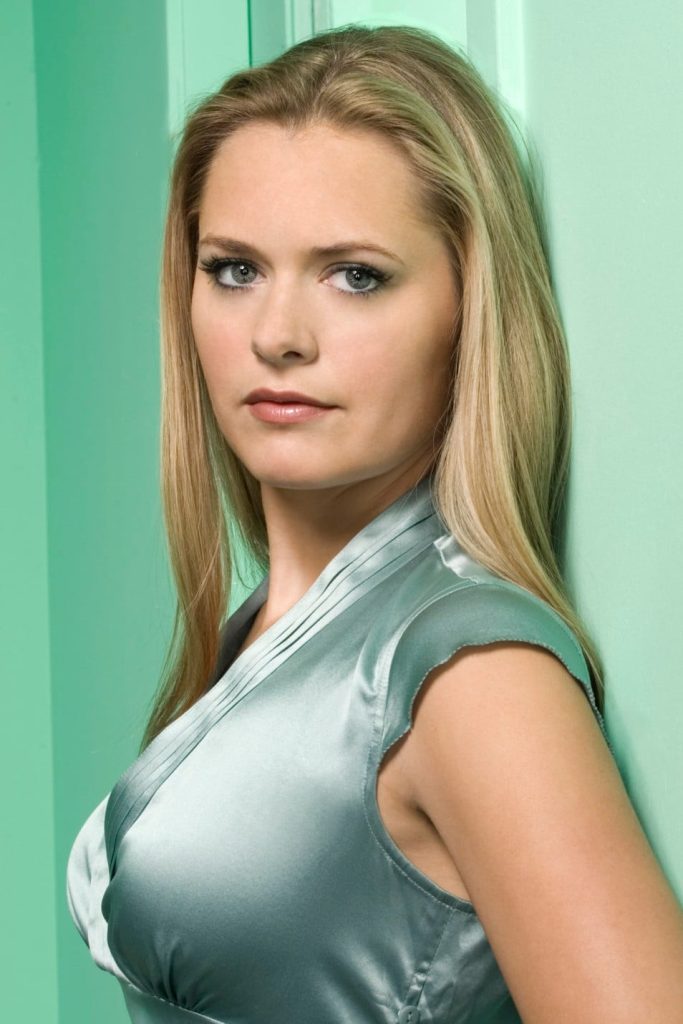 Maggie Lawson Plastic Surgery Face