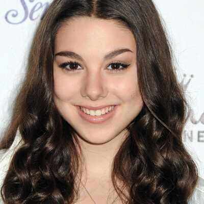 Kira Kosarin Plastic Surgery Face