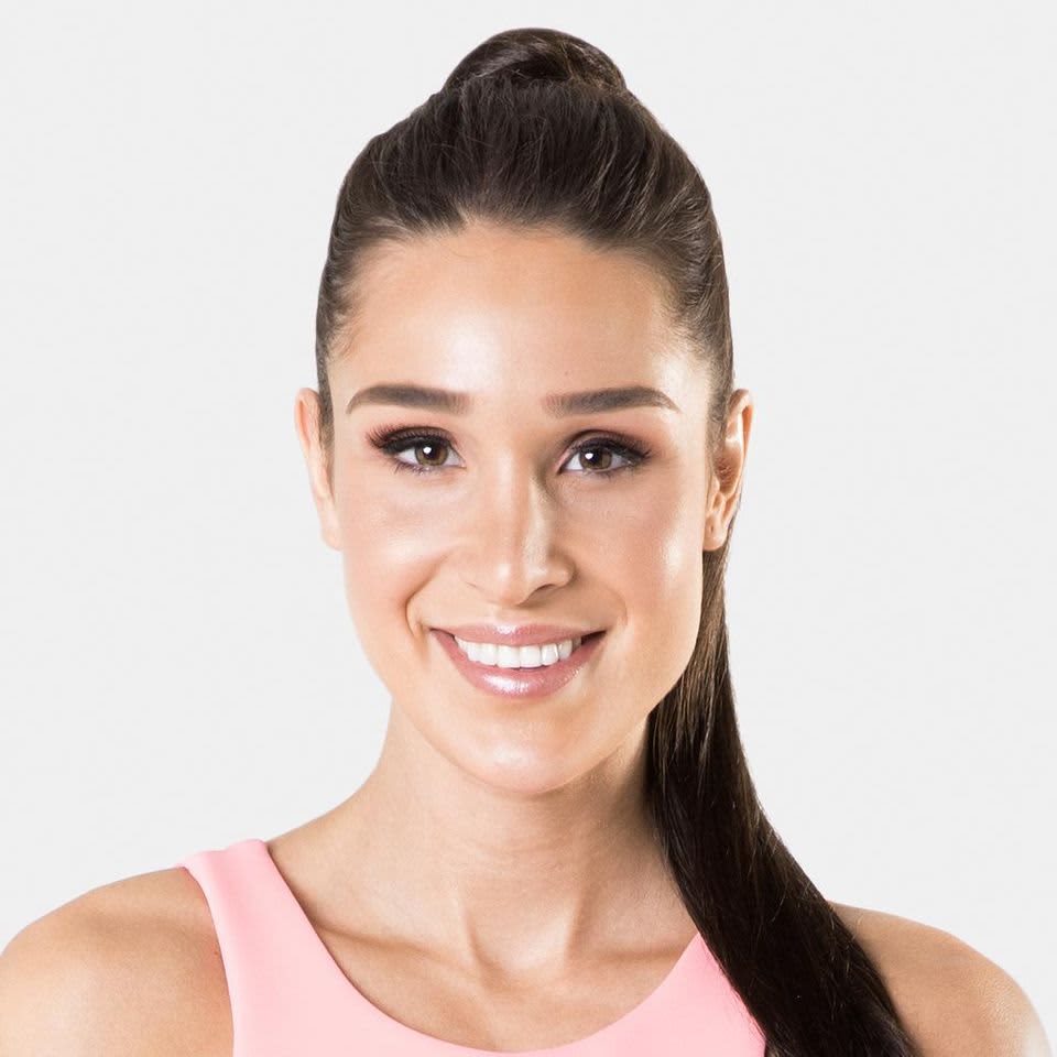 Kayla Itsines Plastic Surgery Face