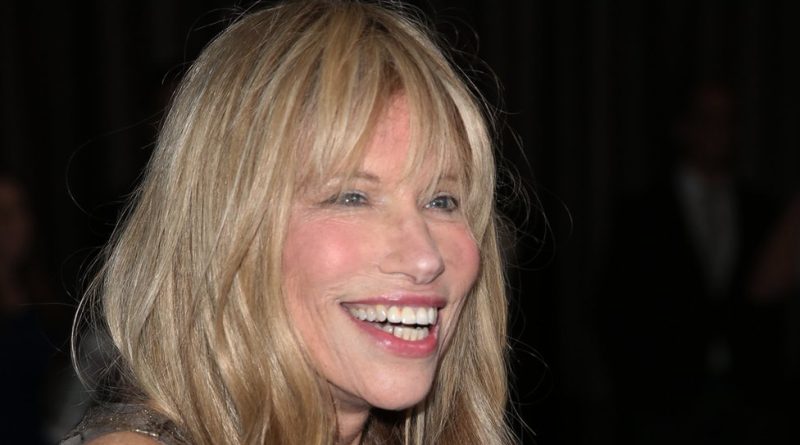 Carly Simon Plastic Surgery and Body Measurements