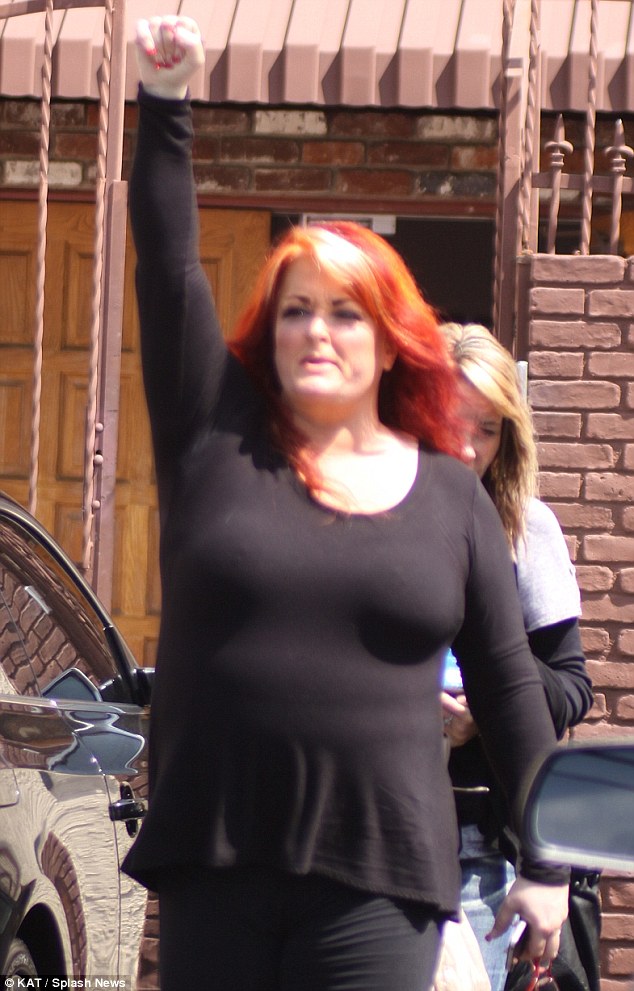 Wynonna Judd Cosmetic Surgery Body