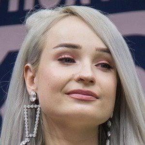 Kim Petras Cosmetic Surgery Face