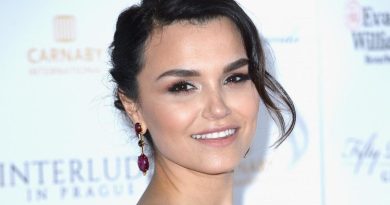 Samantha Barks Plastic Surgery and Body Measurements