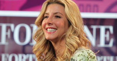 Sara Blakely Cosmetic Surgery