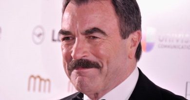 Tom Selleck Cosmetic Surgery
