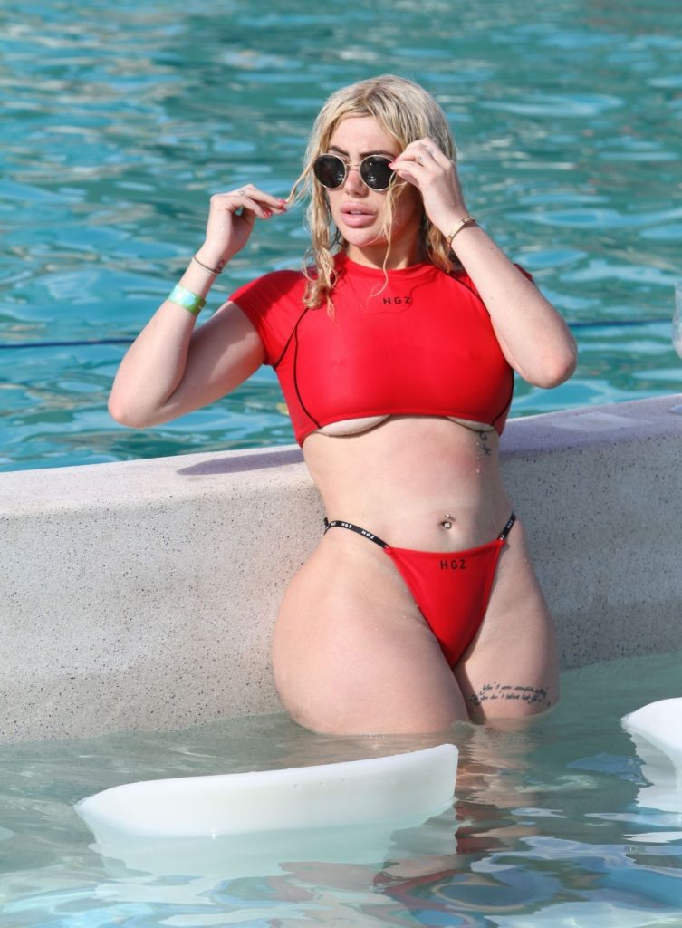 Chloe Ferry Cosmetic Surgery Body