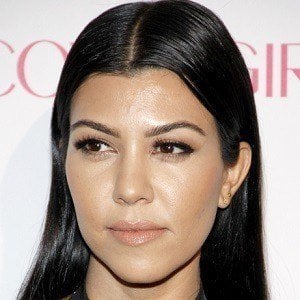 Kourtney Kardashian Plastic Surgery Face