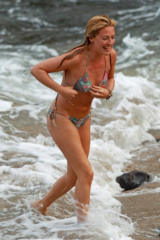 Cat Deeley Plastic Surgery Body