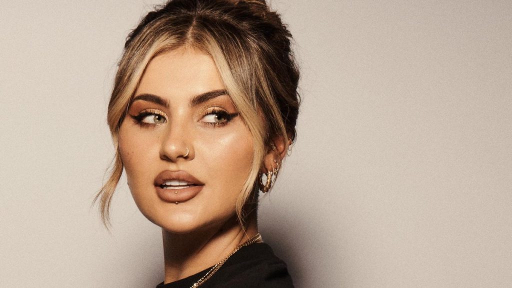 Jamie Genevieve Plastic Surgery Face