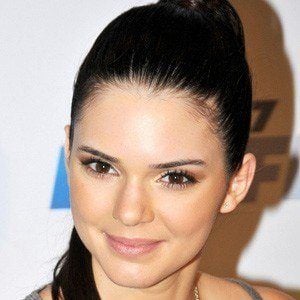 Kendall Jenner Plastic Surgery Face