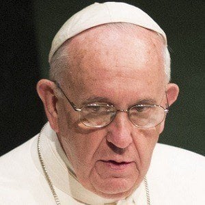 Pope Francis Plastic Surgery and Body Measurements