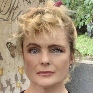 Erika Eleniak Plastic Surgery Face