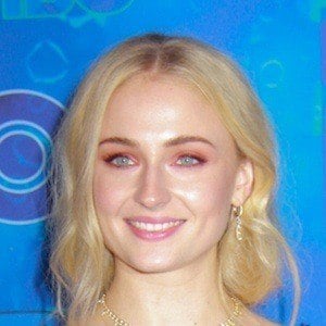 Sophie Turner Cosmetic Surgery Face