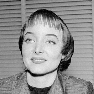 Carolyn Jones Plastic Surgery Face