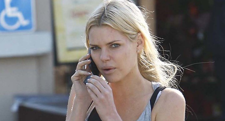 Sophie Monk Plastic Surgery and Body Measurements